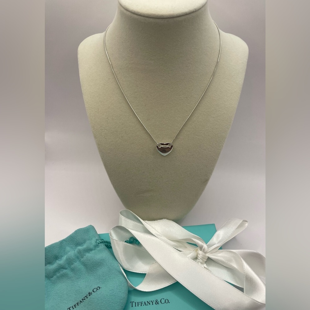 💍#13 Tiffany & Co Sterling Silver Heart Necklace - Picture 1 of 9